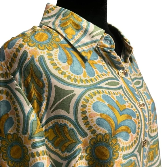 Women's Haute Hippie Button Down Shirt L Green Blue Floral - Picture 2 of 12